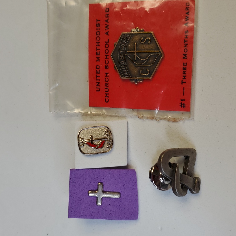 United Methodist Church Lapel Pins SS Lay Person Cross Qty 4